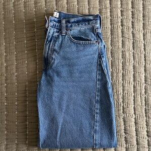 A&F Barrel Jeans NWOT